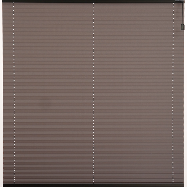 Plisségardin med snor