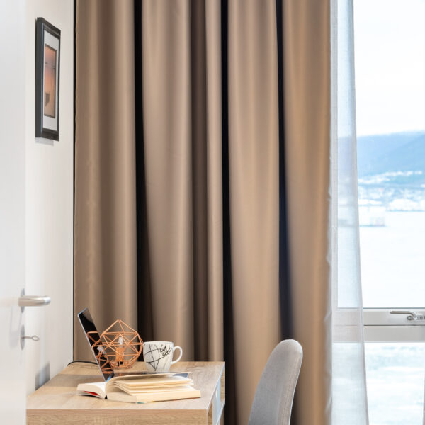 Dimout antonia 17400-65-2