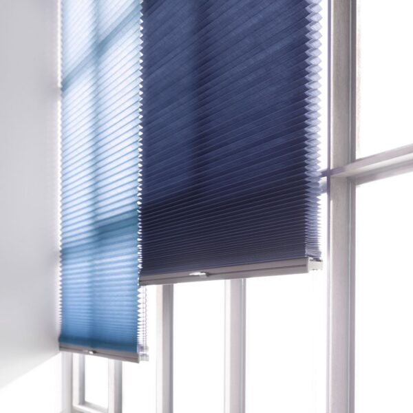 Plissegardin SIGNATURE – LiteRise med grepbetjening – Duette